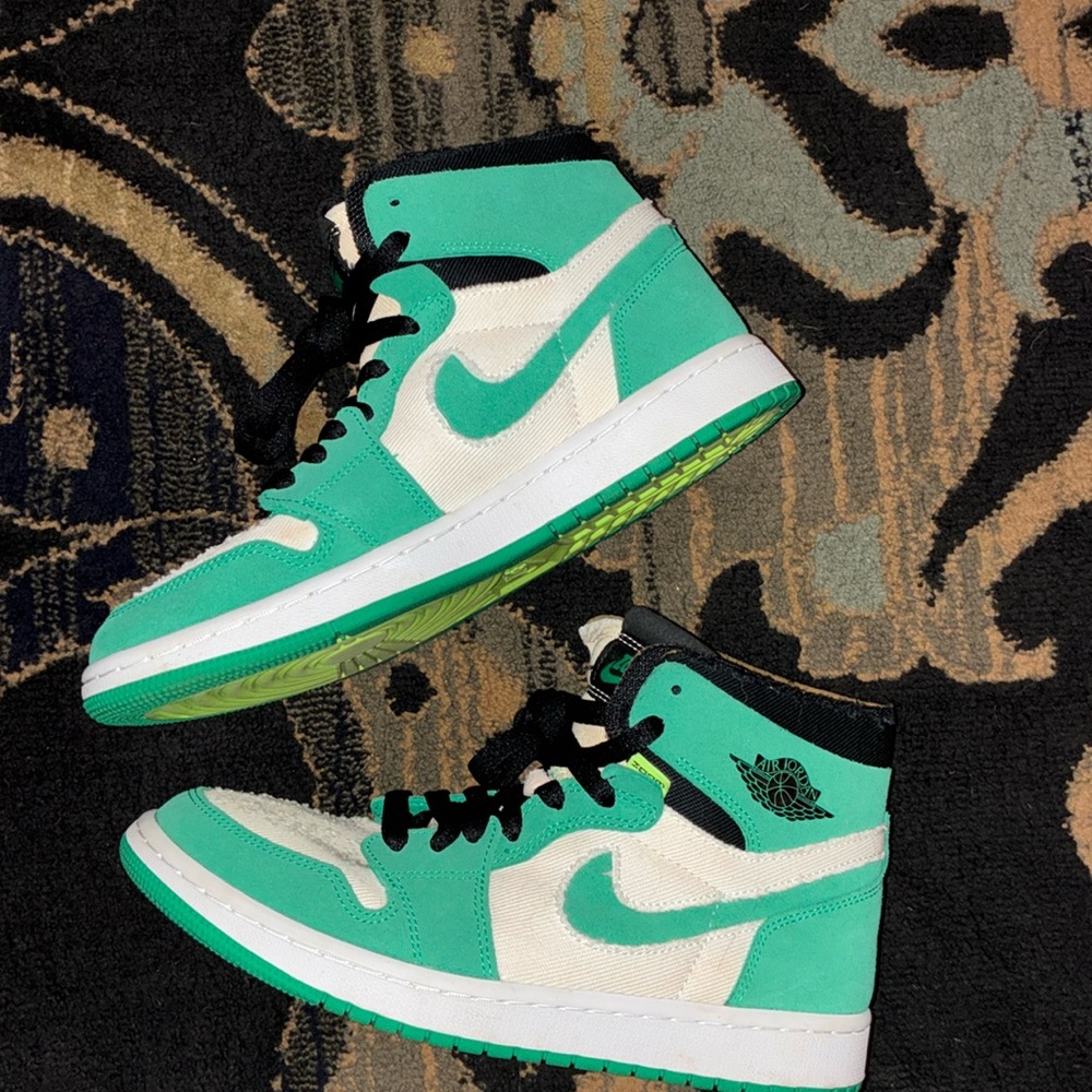 Jordan Zoom Sneakers